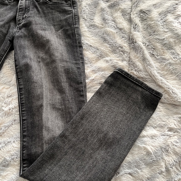 Women's Gap 1969 Straight Leg Jeans - Picture 5 of 11
